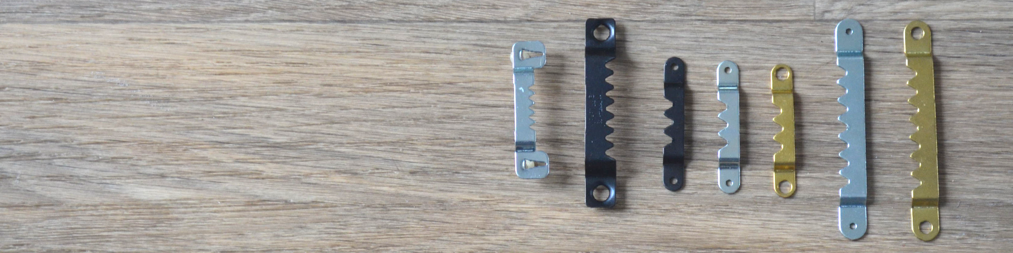 Saw Tooth Hangers